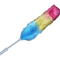 Polyester flick duster with extending handle