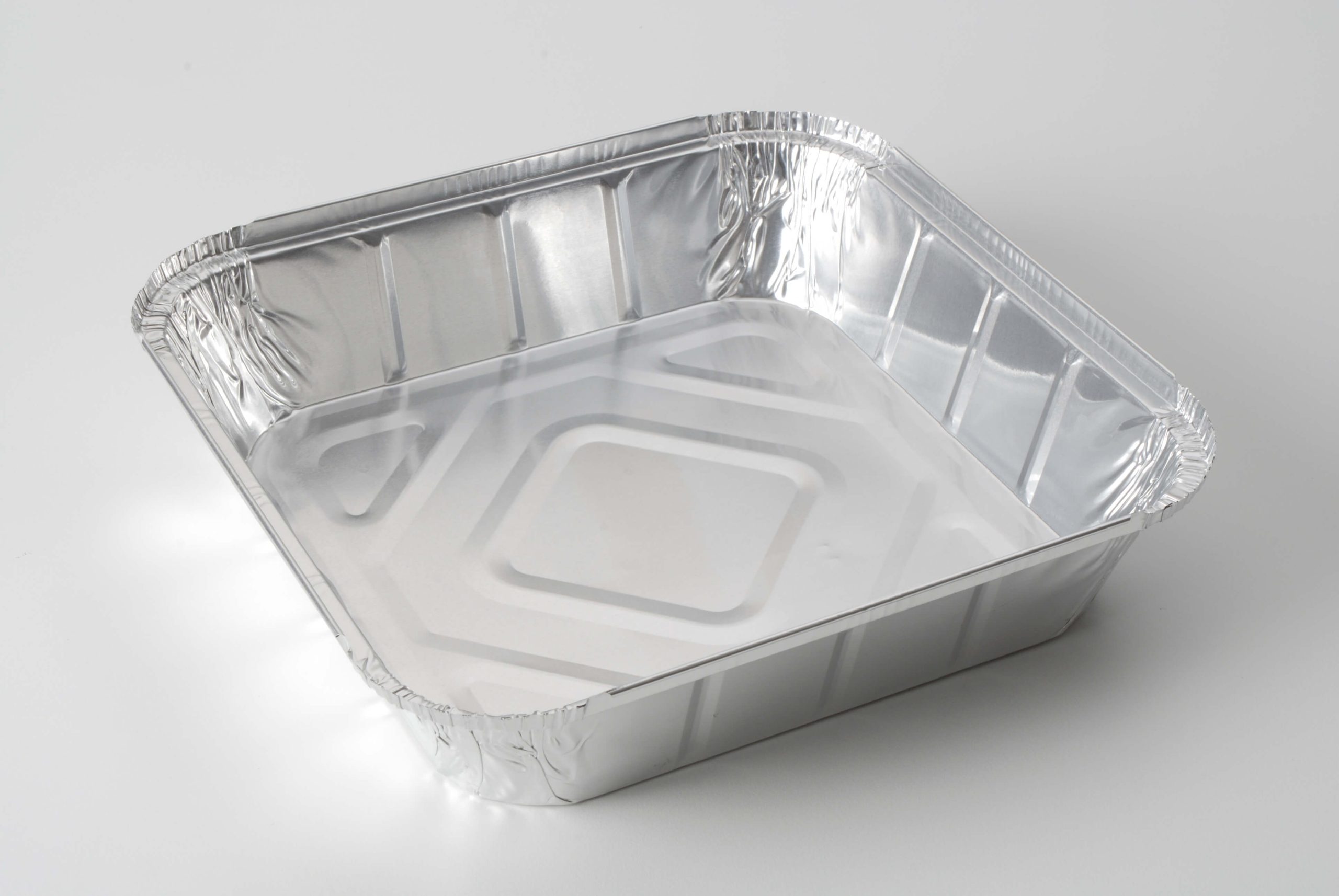9 x 9" shallow foil container (230 x 230 x 38mm)
